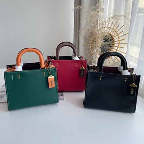 蔻馳限量版女包，經(jīng)典的黑色C3877 Rotge