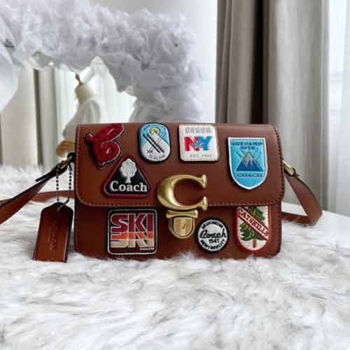 蔻馳女款包 經典標志推鈕封口Studio包袋