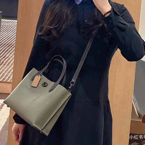 Coach經典Willow 24托特包c8869