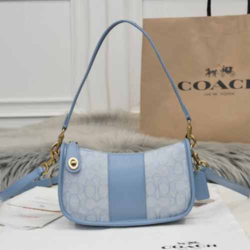 Coach新配色Swinger手袋，元氣活力少女畢備