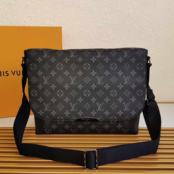 LV男士EXPLORER中號郵差包M40539