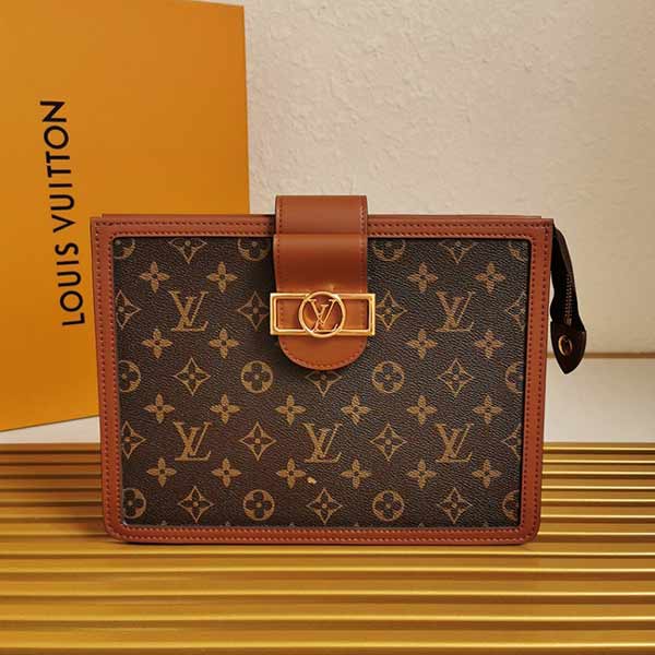 路易威登拼接帆布與皮革Pochette Dauphine手袋，實用又時尚！