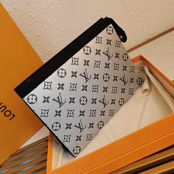 M63036 POCHETTE VOYAGE手袋 lv男手包官網(wǎng)價(jià)