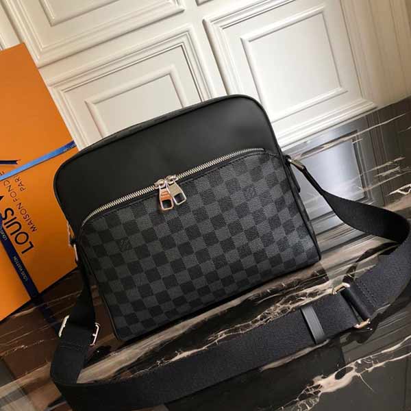 lv中國(guó)官網(wǎng)男包 NFC芯片版本DAYT