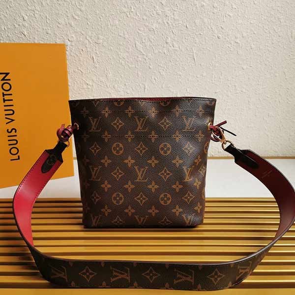 路易威登福袋包M43445，經典設