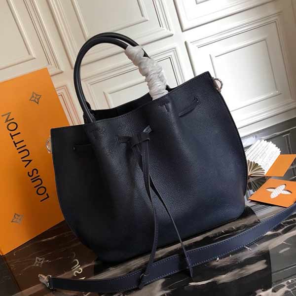 girolata lv手袋M54839深藍，一款時尚水桶包。