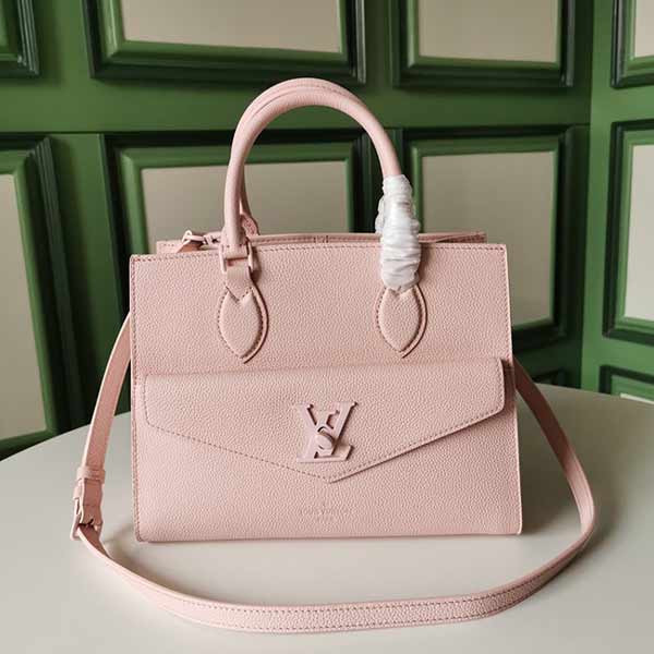 路易威登大品牌真皮女包LOCKME T