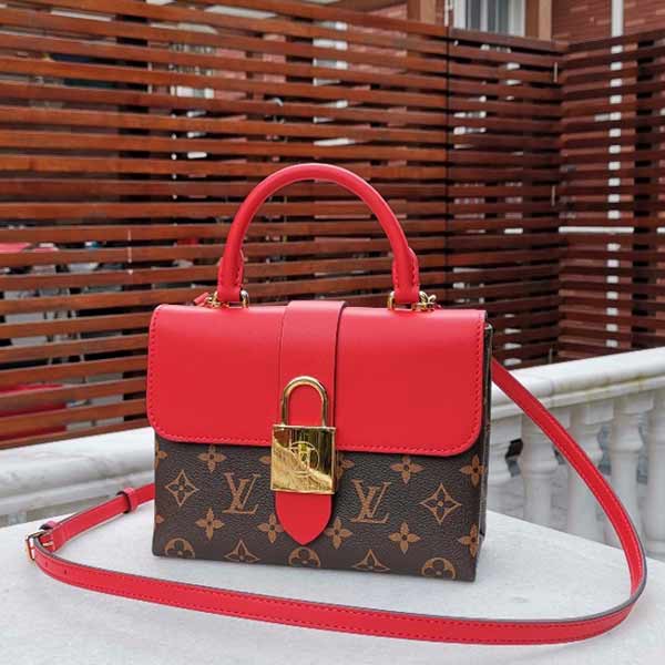 歐版lv中國官網掛鎖鎖扣Locky BB手袋M44322