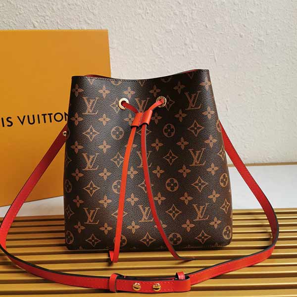 路易威登新潮水桶包M44021/M4402