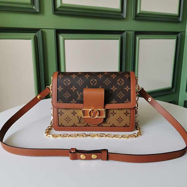 路易威登藝術總監(jiān)經典之作 Dauphine手袋M4439