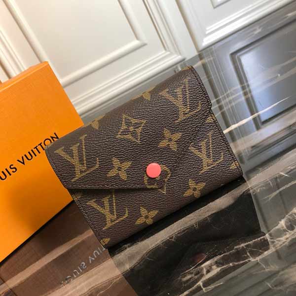 路易威登LVVICTORINE錢夾風格時尚適宜隨身攜帶的上上之選。M41938