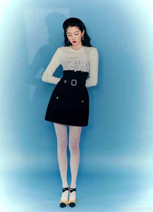 Chanel 香奈兒 秀場款經典連褲襪 植絨絲襪經典字母點綴