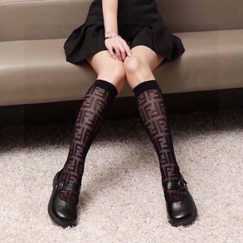 FENDI芬迪網紗絲襪 中筒襪高版本 好看到爆炸