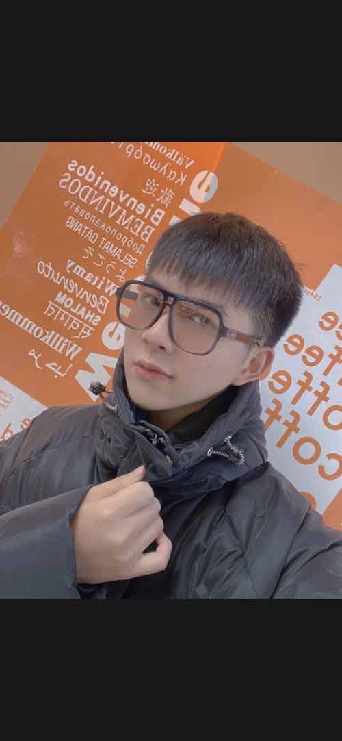 新款GUCCGG0977 這個(gè)墨鏡真的潮！超漂亮！