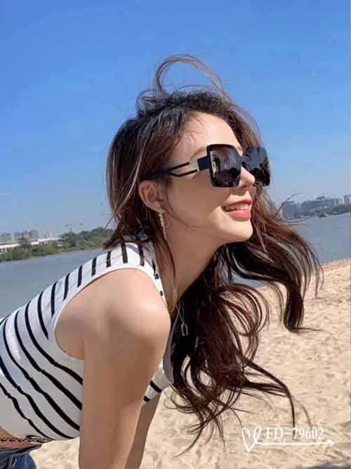 香港代買新款墨鏡FENDI品牌女太陽眼鏡防紫外線開車眼鏡