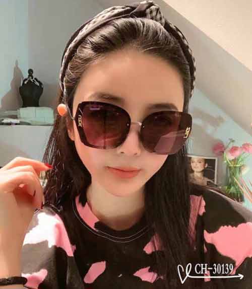 歐美大品牌眼鏡新款小香太陽(yáng)鏡減輕強(qiáng)光負(fù)擔(dān)!