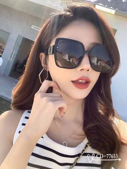 法國迪奧DIOR大品牌子眼鏡，出行旅游搭配衣服畢備品!