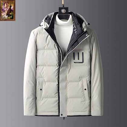 阿瑪尼冬季新款高品質羽絨服，整件羽絨服更為型格！