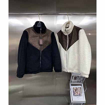 秋冬新品路易威登極度防寒羊羔毛外套夾克！