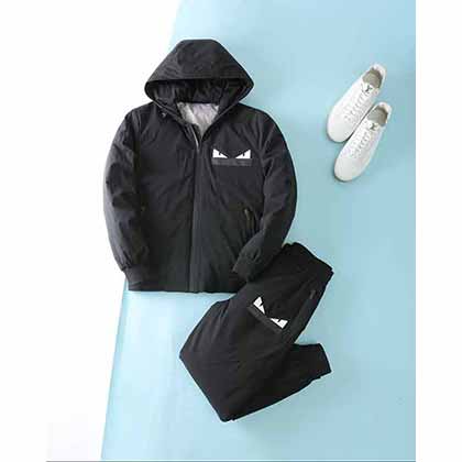 芬迪羽絨套裝更為型格！五金更是客供定制的！即時尚又保暖