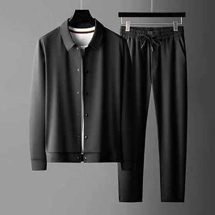 普拉達新凈版翻領商務休閑，舒適度爆棚！