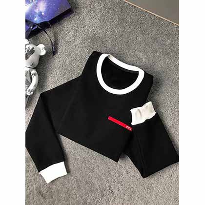 PRADA秋冬新款胸前l(fā)ogo圓領(lǐng)衛(wèi)衣，全品相訂單款！