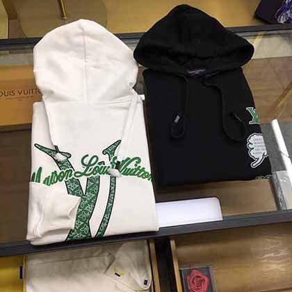 專柜Lv高等版本秋冬新品專柜官網同步發售連帽衛衣！