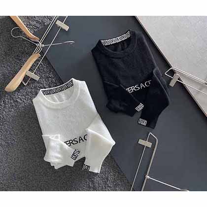 VER范思哲秋冬新品胸前字Logo工藝設(shè)計(jì)羊絨毛衣