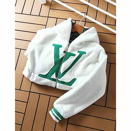 中國(guó)名品網(wǎng)LV驢牌奢華又百搭的氣質(zhì)款限量外套