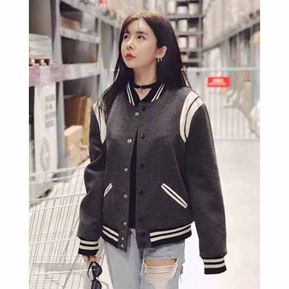 官網1比1常年有售萬年經典毛呢棒球服