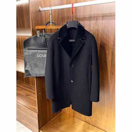 澳洲羊絨混紡國外大品牌男裝，路易