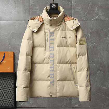 巴寶莉連帽羽絨服，超級無敵百搭時尚好看！