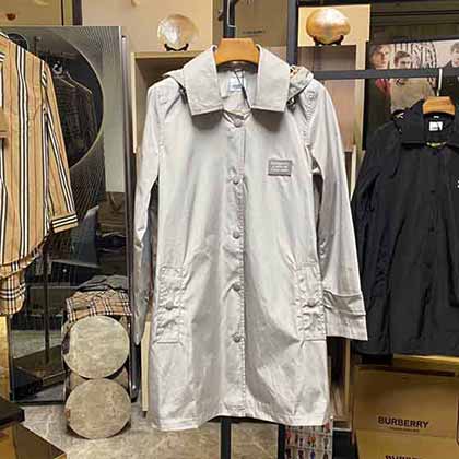 巴寶莉秋冬新款風衣可是衣櫥畢備單品！