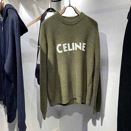 Clin圓領(lǐng)毛衣酷酷的毛衣帶著一絲絲慵懶的風(fēng)格上身肯定是超炸的趕腳！