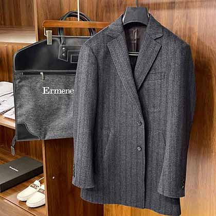 國際品牌商務休閑中長款暗紋豎條羊絨混紡毛呢大衣！