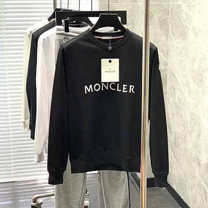 Mnclr 蒙口休閑時尚圓領衛衣，上身很有特