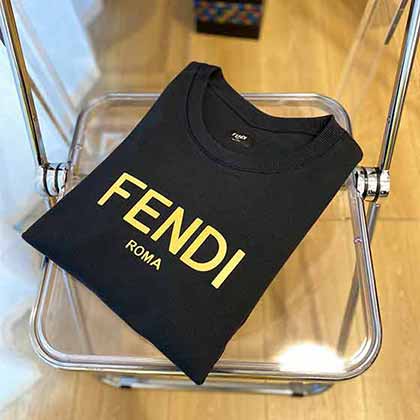 芬迪秋冬新品簡約大方精美衛衣