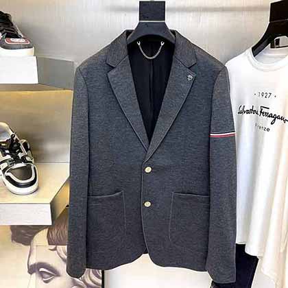 TB秋冬新品休閑便西西服，原單狠貨，時尚休閑便西。