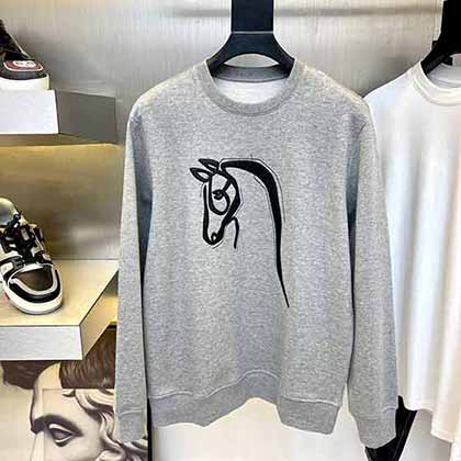 秋冬HRM愛馬仕品牌衛(wèi)衣，官網(wǎng)同步皮革馬頭長袖衛(wèi)衣！