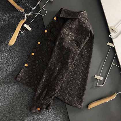 LV牌新系列經(jīng)典品牌咖啡色老花NBA聯(lián)名款時尚夾克