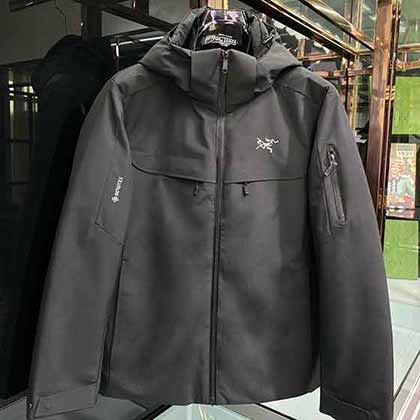 ARCTRYX始祖鳥簡(jiǎn)潔大方百搭保暖夾