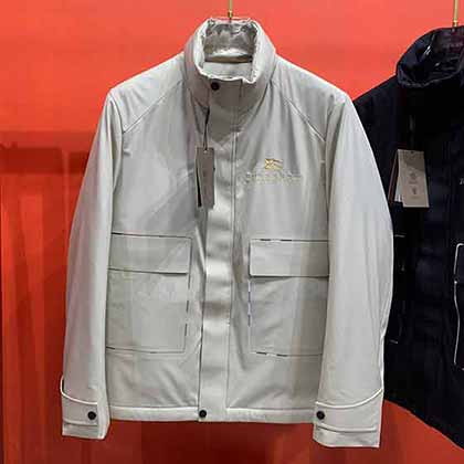 巴寶莉冬季新品出口海外訂單男士商務休閑羽絨服！