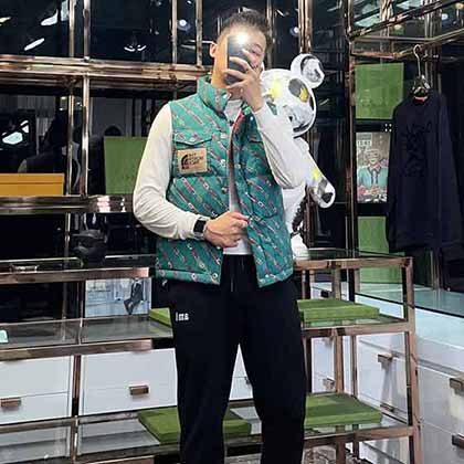 廣州服裝網gUCC高等定制時尚大方百搭立領羽絨背心馬