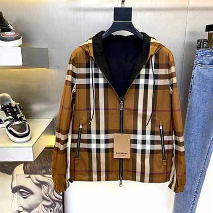 國外名品網(wǎng)原版1:1復(fù)刻雙面穿款早秋連帽夾克外套