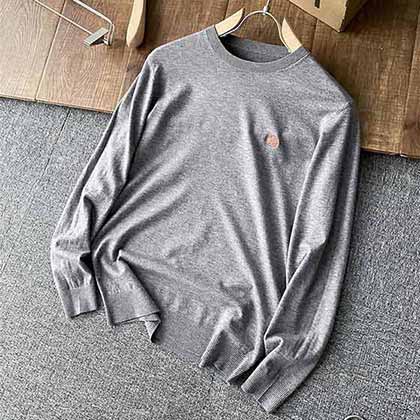 柜臺新款愛馬仕單品，男士長袖毛衣。