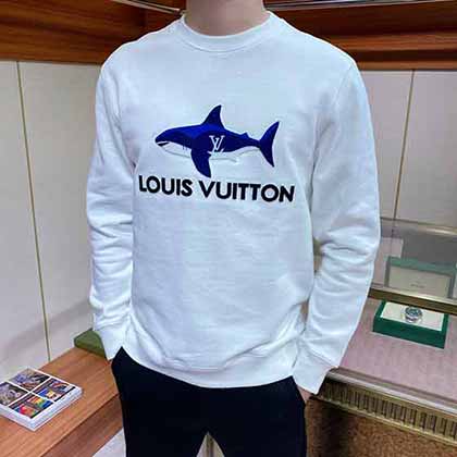 lv男裝新款官網圓領衛衣上身很顯質感！