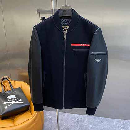 普拉達秋冬新品歐洲專柜同品 時尚棒球服