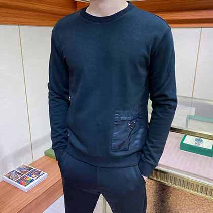 三角標志運動衛衣品牌普拉達 Praa 官網圓領衛衣！