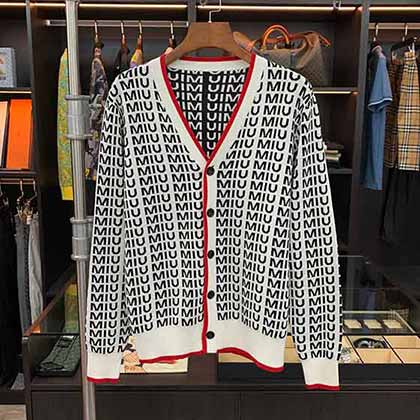 謬謬MIUMIU官網同步秋冬新款針織羊毛開衫