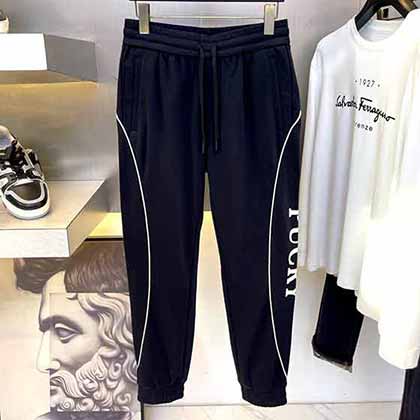 時尚系列撞色滾邊休閑衛(wèi)褲，手感溫暖不起球。